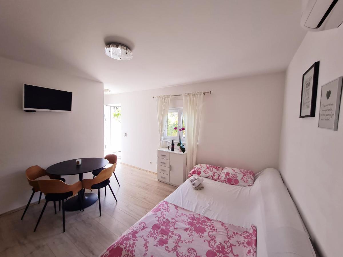 Apartmani Andrea Promajna Ngoại thất bức ảnh