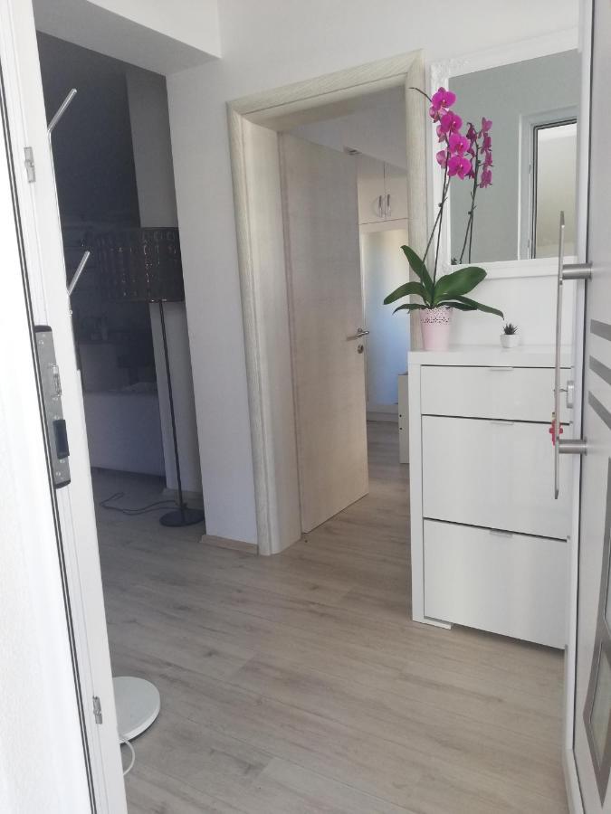 Apartmani Andrea Promajna Ngoại thất bức ảnh