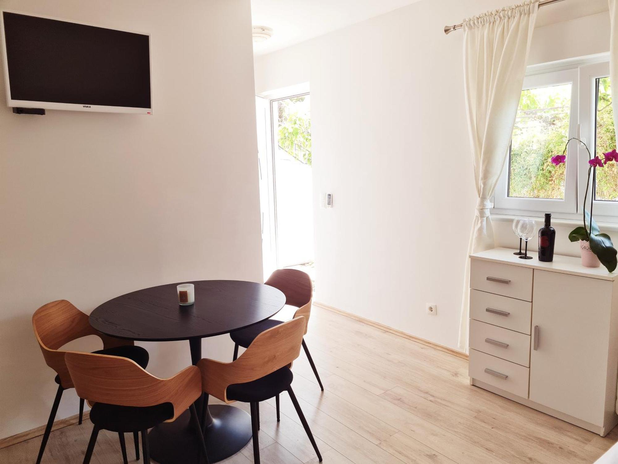 Apartmani Andrea Promajna Phòng bức ảnh